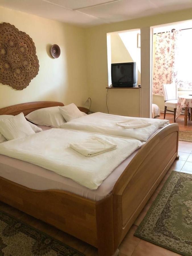 Hotel Talizman Etterem Panzio Miškovec Exteriér fotografie