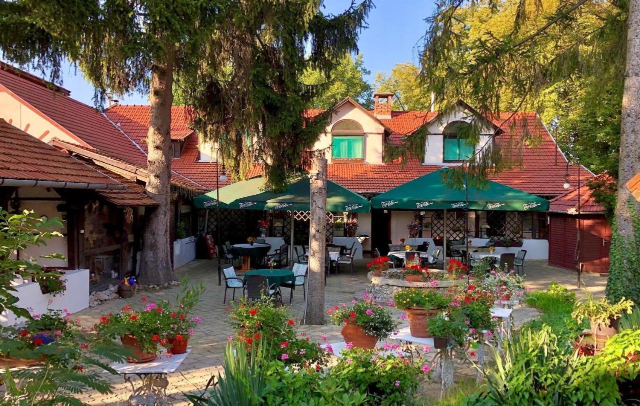 Hotel Talizman Etterem Panzio Miškovec Exteriér fotografie